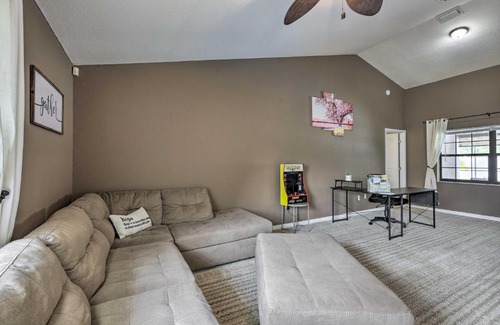 Ocala House | Ocala Escape with Private Pool, Pets Welcome!