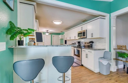Ocala House | Ocala Getaway w/Pool + Dog-Friendly Stay