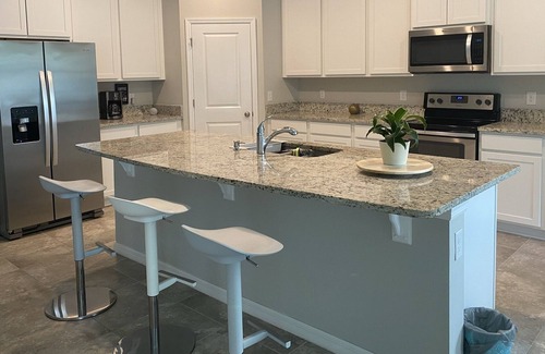 Fort King District House | Ocala Golf club 2 miles, 2 Silver Springs, Appleton museum, downtown, 20 from WE
