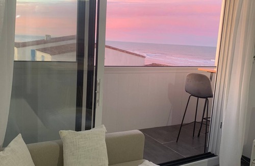 Saint-Hilaire-de-Riez Apartment | Ocean and dune view apartment