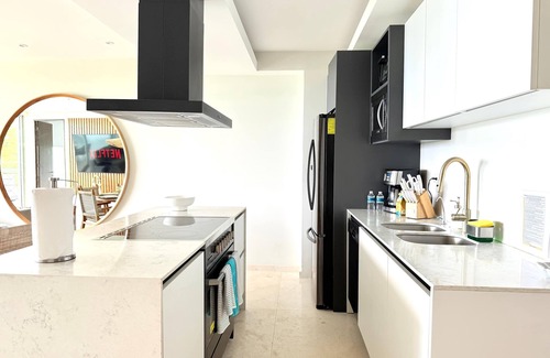 Emiliano Zapata Apartment | Ocean and Jungle Escape at Bolongo