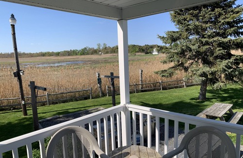 Ogunquit - Wells House | Ocean Avenue beach rental! Across the street from Moody Beach in Wells, Maine