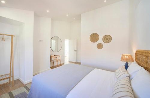 Costa de Caparica Apartment | Ocean Balcony Penthouses, by TimeCooler