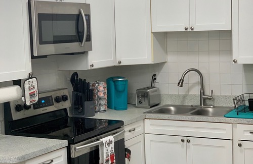 Riviera Beach House | Ocean Breeze Retreat located minutes from the beach
