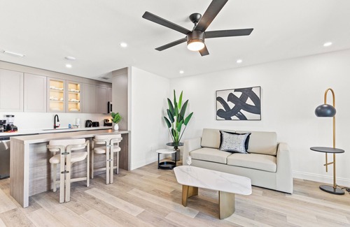 Silver Sands Apartment | Ocean Breeze 2A | 1 Bed, 1 Bath