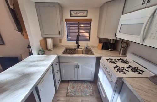 Smith River House | Ocean Cabin 19 With Jacuzzi And Spacious Deck