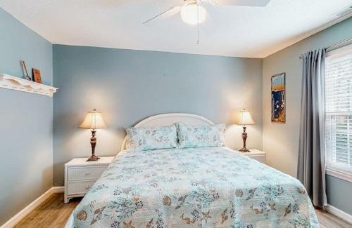 Caine Woods Apartment | Ocean City Townhome by Beach Bayside