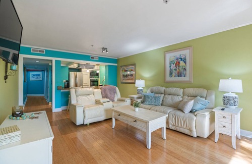Briarcliffe Acres Condo | Ocean Creek Resort: 2BR Condo w/Pools, Tennis & Walk to Beach