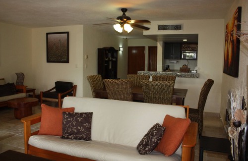 Puerto Aventuras Condo | Ocean front, 2 bdrm, ground floor i Chac Hal Al. Still available Jan-Mar 2021