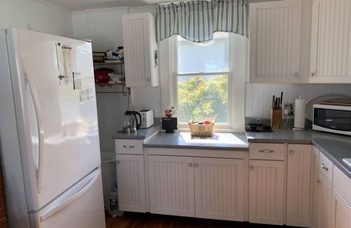 Camp Ellis Cottage | Ocean front 4 Bedroom/2 Bath cottage
