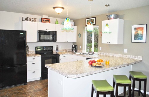 Yachats House | Ocean Front, Amazing Views! Hot Tub! Dog Friendly!