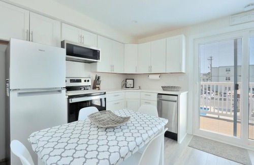 Beach Haven Condo | Ocean Front Condo. Beach Haven, Pool. Beach Badges. WIFI. Ocean views.148896