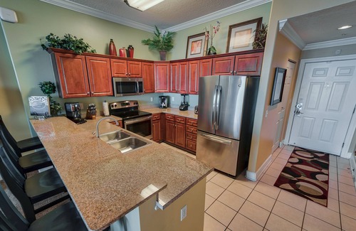 Long Beach Condo | OCEAN FRONT! FREE BEACH CHAIRS INCLUDED - AMAZING 5 STAR OCEAN FRONT CONDO