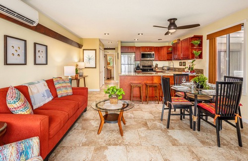 Kapaa Condo | Ocean Front, Ground Level 1 Bedroom with King, Sleeps 4, with Cold AC