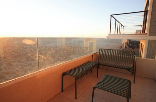 Silver Strand House | OCEAN FRONT - HIGH END - ON THE SAND - Zenview - 4-bedrooms - Serene -Sleeps 10