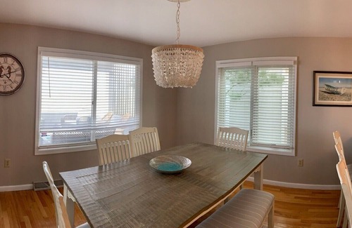 Sea Isle City House | Ocean Front luxury Condo, Center of Town - sleeps 11, parking for 3 cars