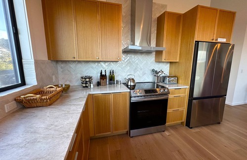 Bandon House | Ocean Front Luxury Home, Pearl of the Sea, Hot Tub! Pets OK! Incredible Views!