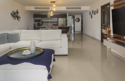 Cancun Apartment | Ocean front resort, Andalucia Mareazul, Private Walkout pool