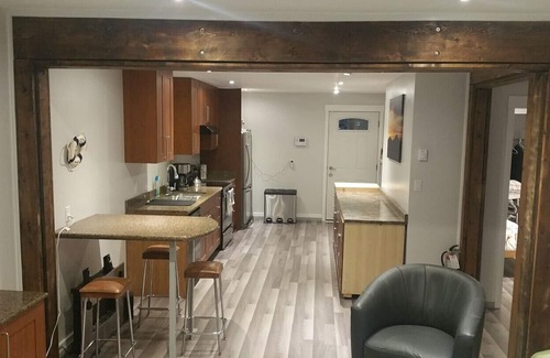 Gibsons House | Ocean Front Retreat in the heart of Gibsons BC