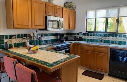 San Jose del Cabo Condo | Ocean Front Two Bedroom W/Spectacular View Plus Free Parking & wifi