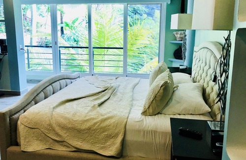 Boca de Tomatlan House | Ocean Frontage two Bedroom Family Compound With Full Kitchen