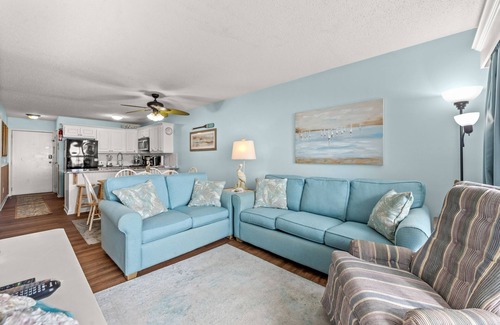 Crescent Beach Condo | Ocean Garden Villas C2-2BR/2BA Oceanfront Condo in Crescent Beach