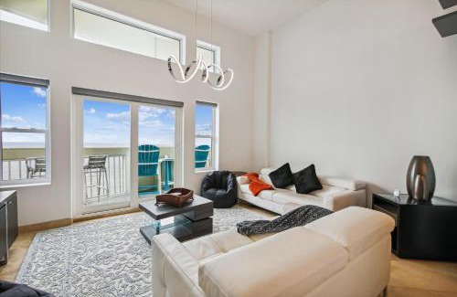 Galveston Apartment | Ocean Grove PH04 - Penthouse Please!