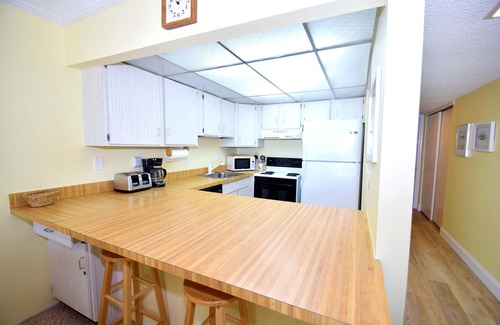 Ocean City Condo | Ocean Hideaway 607-Oceanfront 18th St, Free WiFi, Elev, W/D, AC