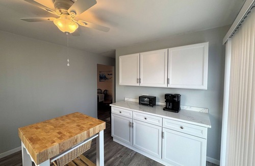 Chincoteague House | Ocean House 2 - duplex -Newly renovated. 3BR, 2 Bath duplex with back deck.