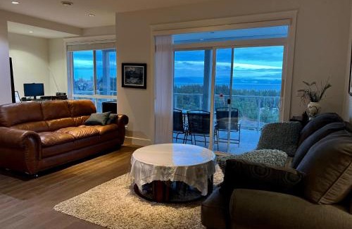 Regional District of Nanaimo House | Ocean Melody Vacation Rooms