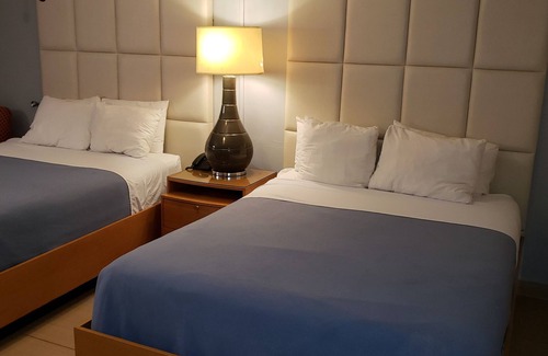 Bermuda Riviera Hotel | Ocean Mile Hotel