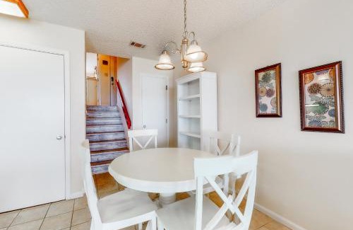 East End House | Ocean Mile K-3