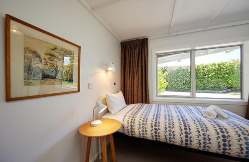 Kaikoura House | Ocean & Mountain Views Spacious Home