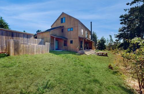 Sea Ranch House | Ocean Pines Lodge