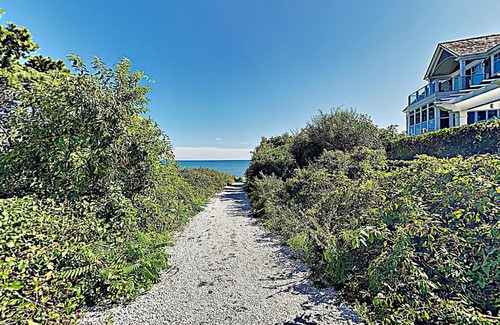 Mashpee House | Ocean Point Oasis