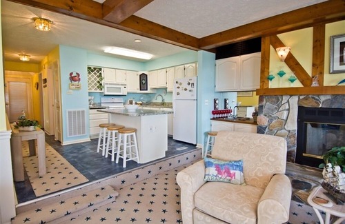 Emerald Isle Condo | Ocean Reef 8-B1, Oceanfront Condo in Emerald Isle, NC!