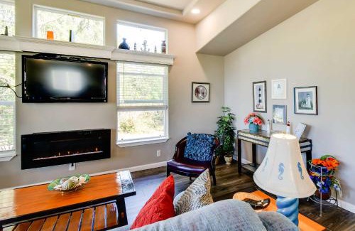 Ocean Shores House | Ocean Shores Retreat with Porch and Canal Views!