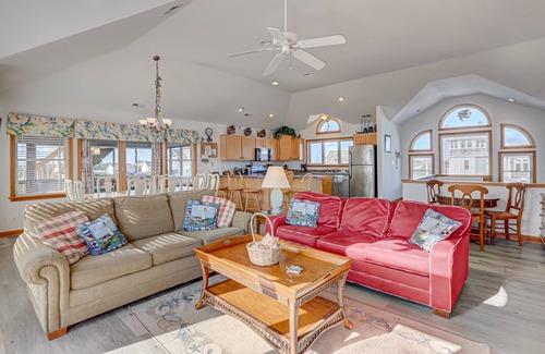 Waves House | Ocean-side, dog-friendly home close to beach with private pool, hot tub, & AC