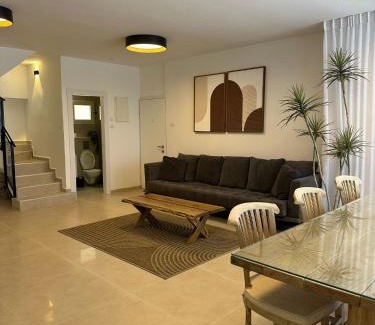 Nahariya Apartment | Ocean view - מול הים