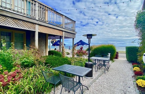Falmouth Heights Apartment | Ocean View 1 Queen Bed Room with Vibrant Vibe