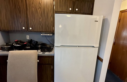Quincy Apartment | Ocean View 3 BR Room w Parking