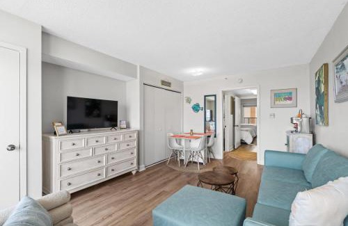 Ocean Drive House | Ocean View 7th Floor at The Verandas NMB