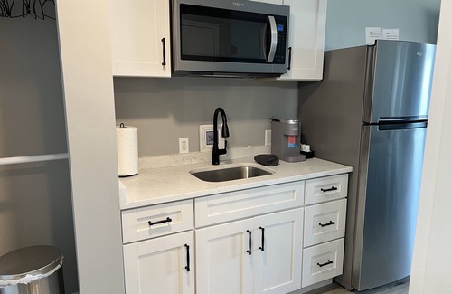 Hampton Apartment | Ocean View, Amazing beach getaway. Sand, sun, and fun