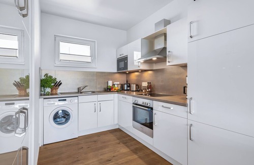 Olpenitz Apartment | "Ocean View" Baltic Sea vacation with a 3-minute walk to the beach, fireplace and sea view
