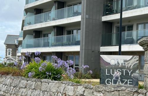 Lusty Glaze Apartment | Ocean View Beach Rd