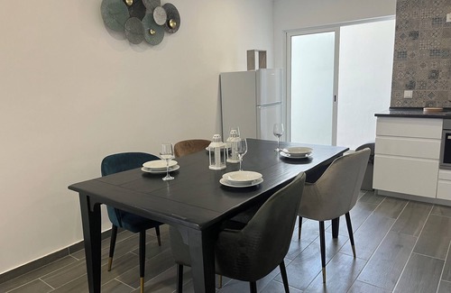 Patio Apartment | Ocean view By Charmes AnBeautiful 2 bedroom apartment with pool