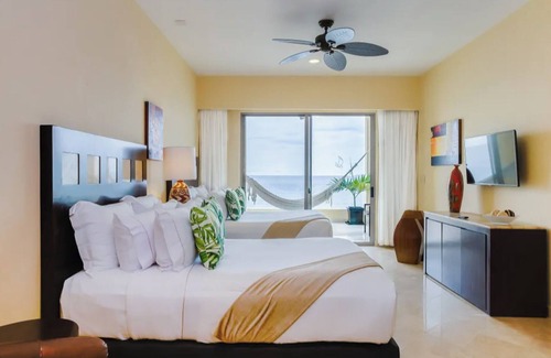 South Shore Hotel Area Hotel | Ocean-View Deluxe Room w/ Private Terrace & Hammock – Puerto Vallarta