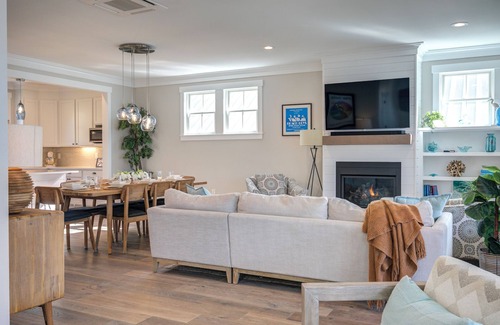 Seabrook House | Ocean-View Getaway -Chefs Kitchen, Private Hot Tub, Dog Friendly, Double Patio