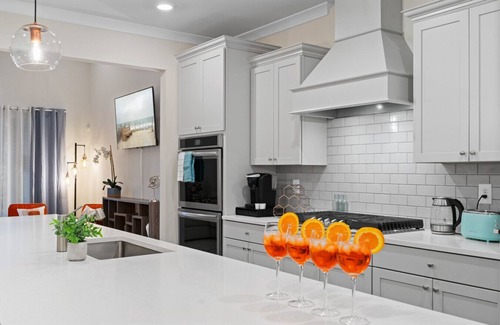 Frankford House | Ocean View Getaway - Pool & Grill