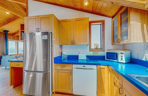 Sea Ranch House | Ocean View Home with Private Hot Tub, Trails Access, Shared Pool